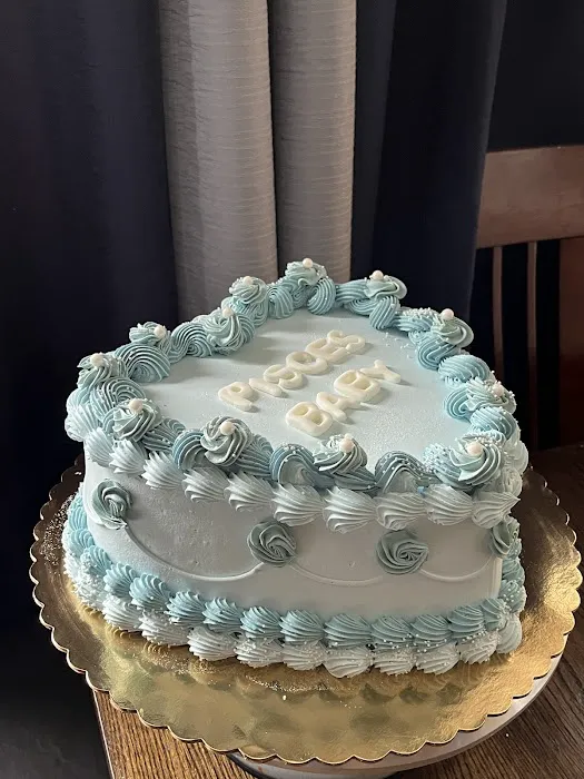 Desire's Dominican Cakes Picture 10