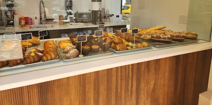 Bianco Latte Bakery & Cafe Picture 3