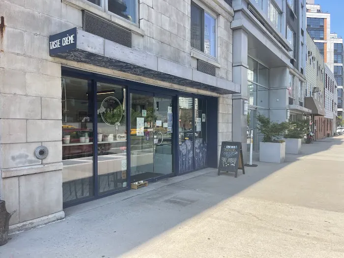 Taste Crème Picture 9