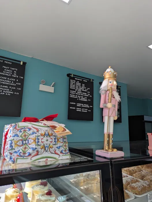 Cookies and Cream Pastry Shop Picture 8