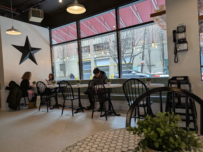 Black Star Bakery & Cafe Picture 4