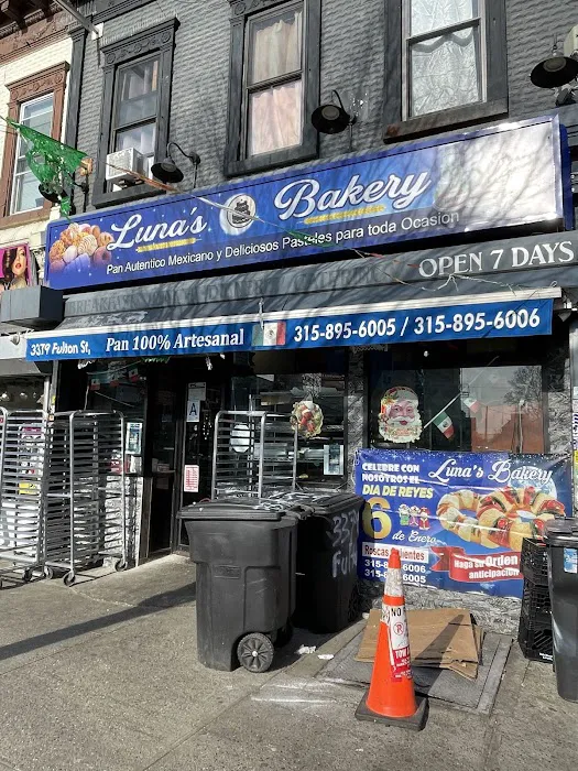 Luna's Bakery Picture 10