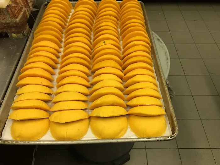 Calibella Bakery & Piqueteadero Picture 2