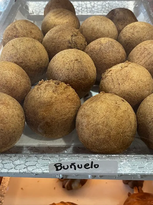 Calibella Bakery & Piqueteadero Picture 7