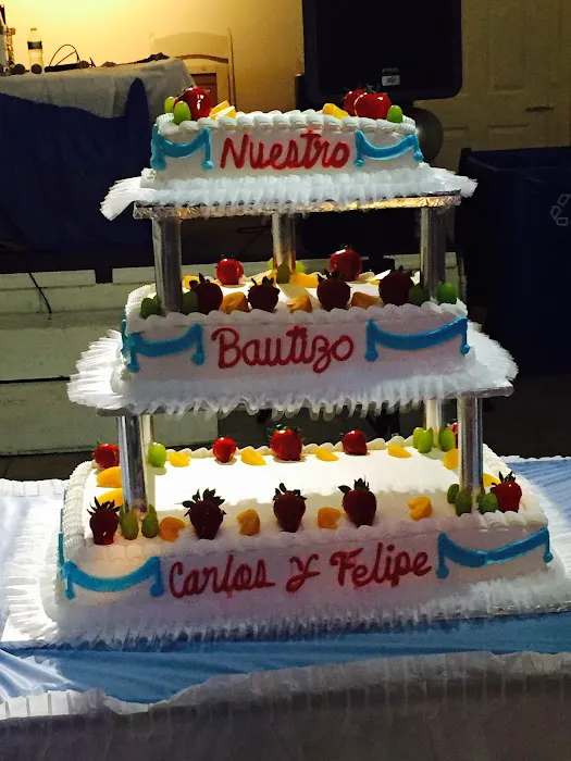 Armandos Grocery & Bakery Picture 1