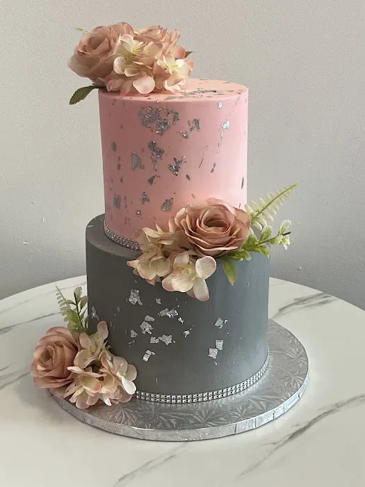 The Official Cake Lady Picture 3