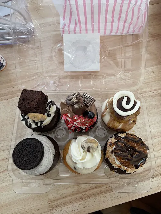 Caked Up Cafe Picture 1