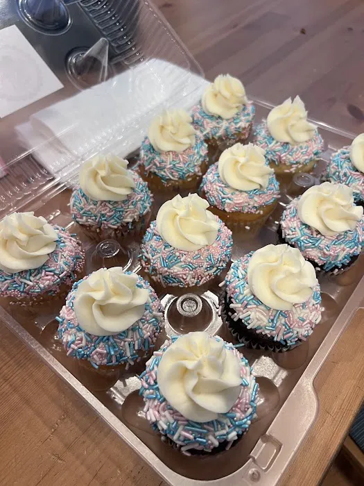 Caked Up Cafe Picture 2