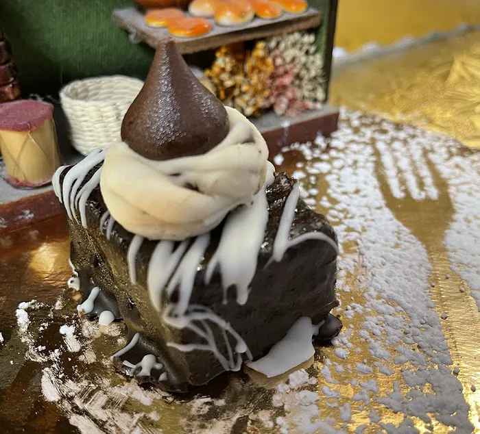 Walter's Cake Art Picture 2