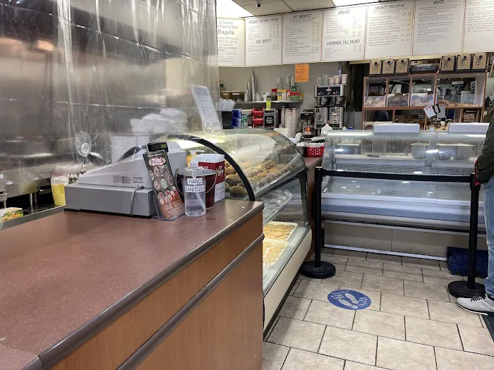 Zimi Bagel Cafe & Deli Nanuet Picture 1