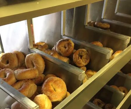 Kinderkamack Hot Bagels