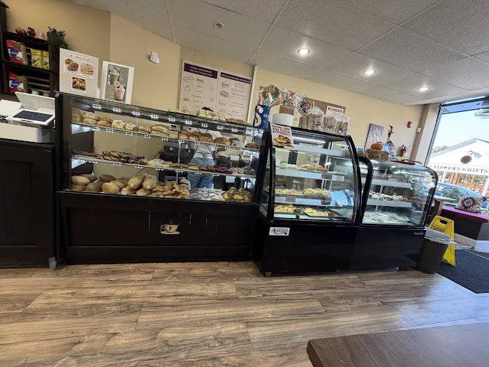 Aroma d’ cafe bakery Picture 5